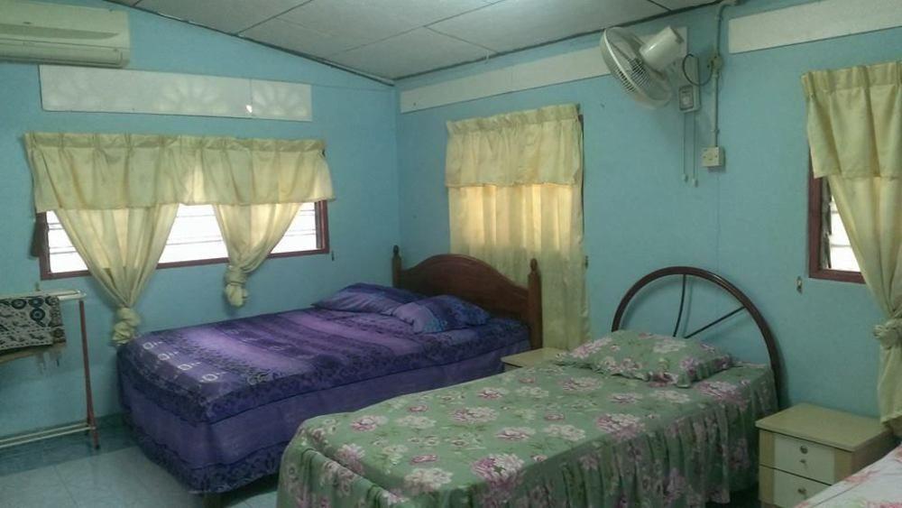 Homestay Bukit Gantang Hotel Taiping Extérieur photo